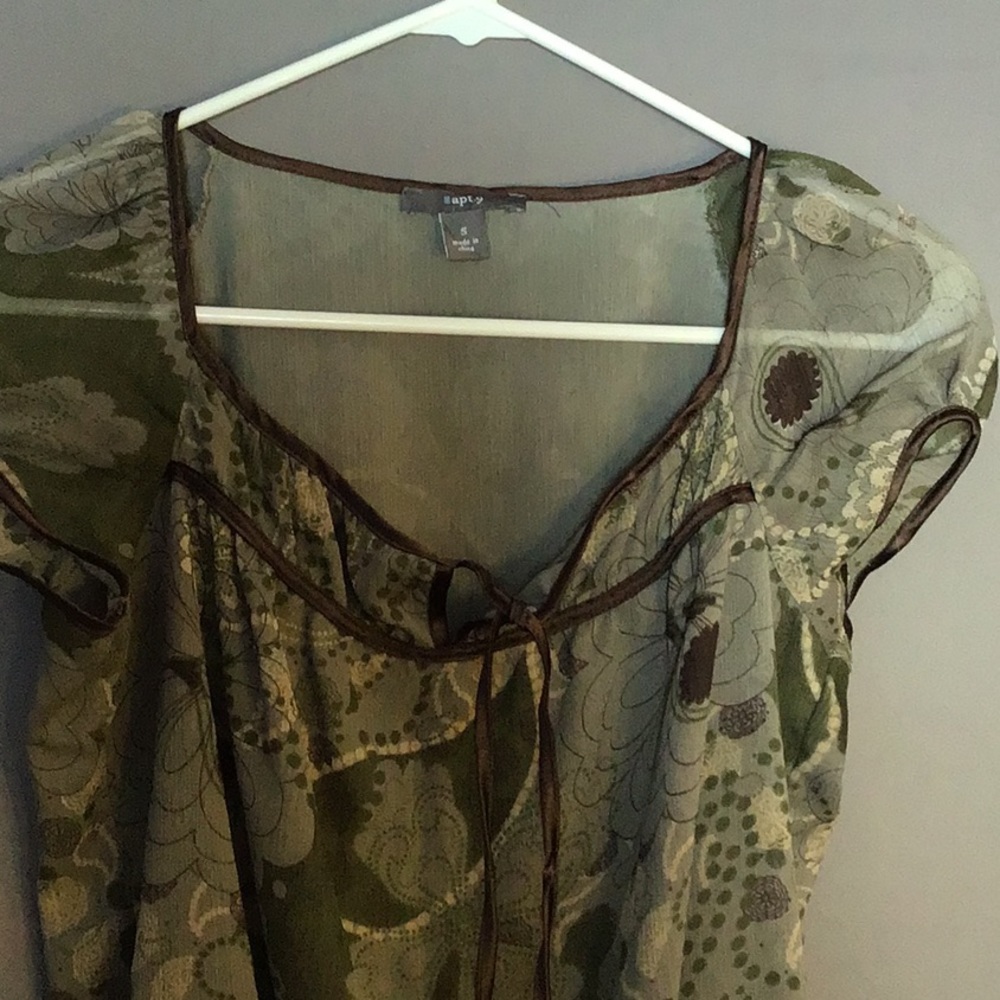APT 9 - women’s blouse sz S green and brown euc - Picture 2 of 8